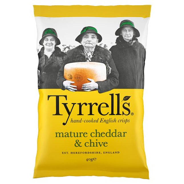 Tyrrells Mature Cheddar & Chive Crisps 40g